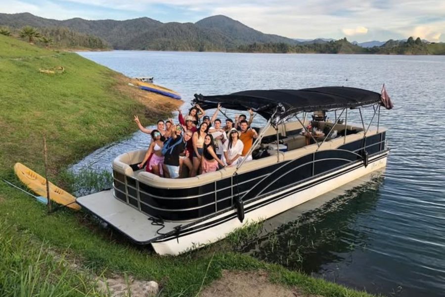 Desde Guatapé –  PLANCHÓN PRIVADO (Hasta 15 Personas)