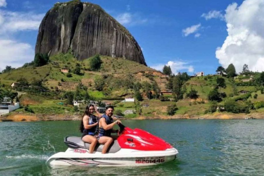 Desde Guatapé –  JET SKI 1500cc (1 HORA)