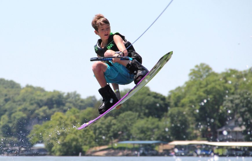 Desde Guatapé –  WAKEBOARD (Hasta 7 Personas)