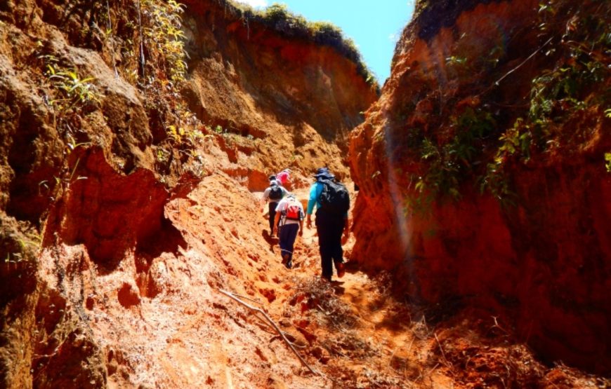 Desde Guatapé –  SENDERISMO (Minimo 3 Personas)
