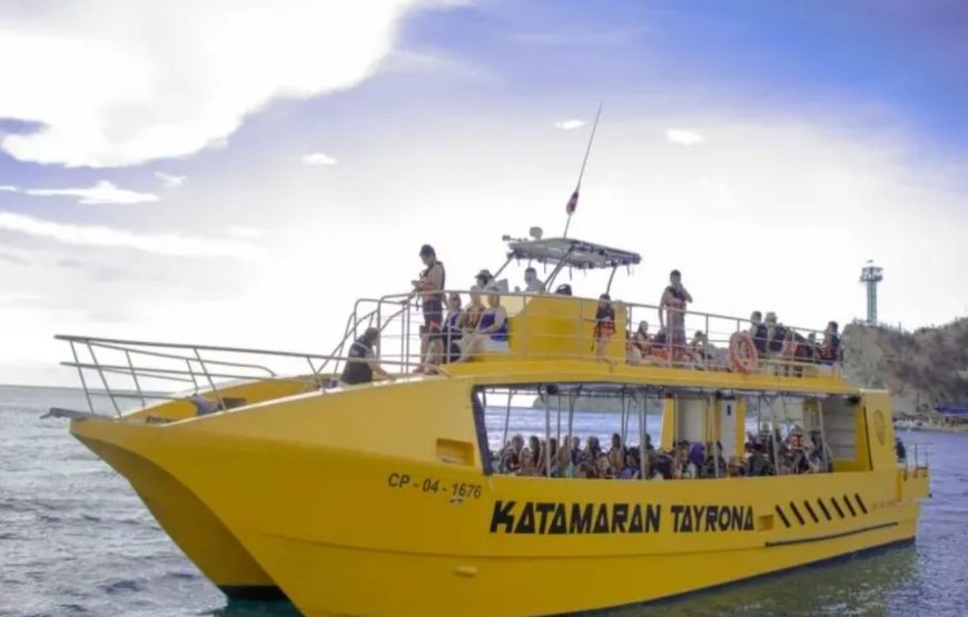 EN CATAMARÁN POR LAS BAHIAS + ACUARIO