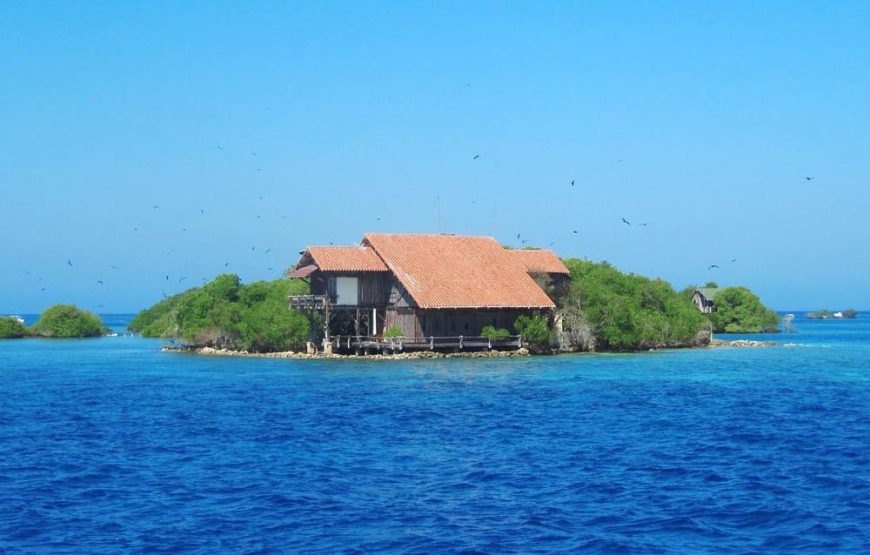 Playa Tranquila Básico Terrestre y Lancha + Panorámico Por Las Islas